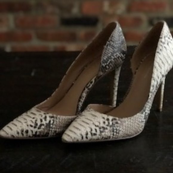 BCBGENERATION HEELS - Picture 2 of 4